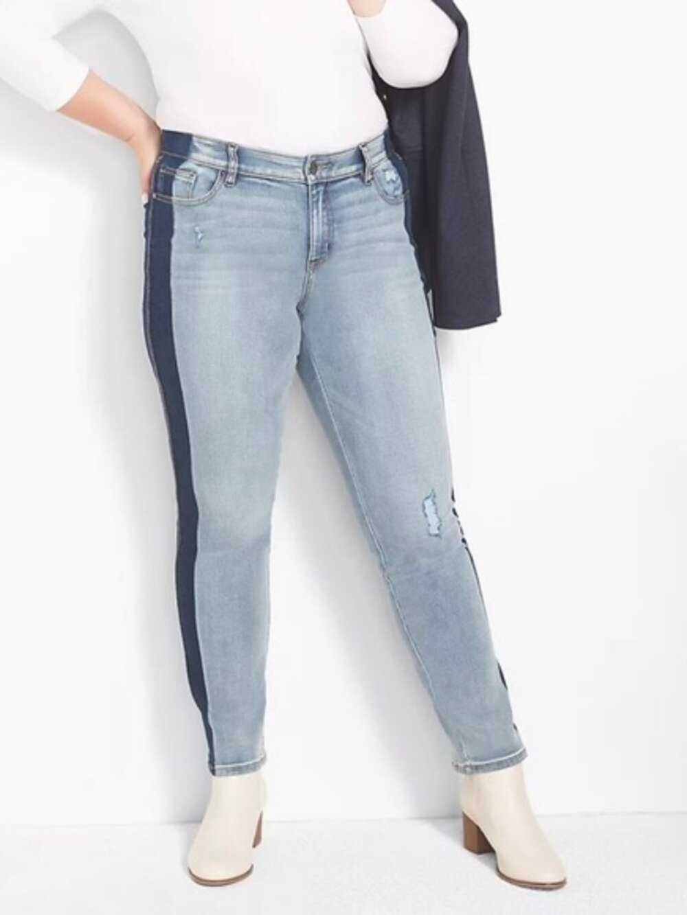 NWT Lane Bryant 22 Body Icon Two-Tone Mid-Rise Straight Jeans Flex Magic